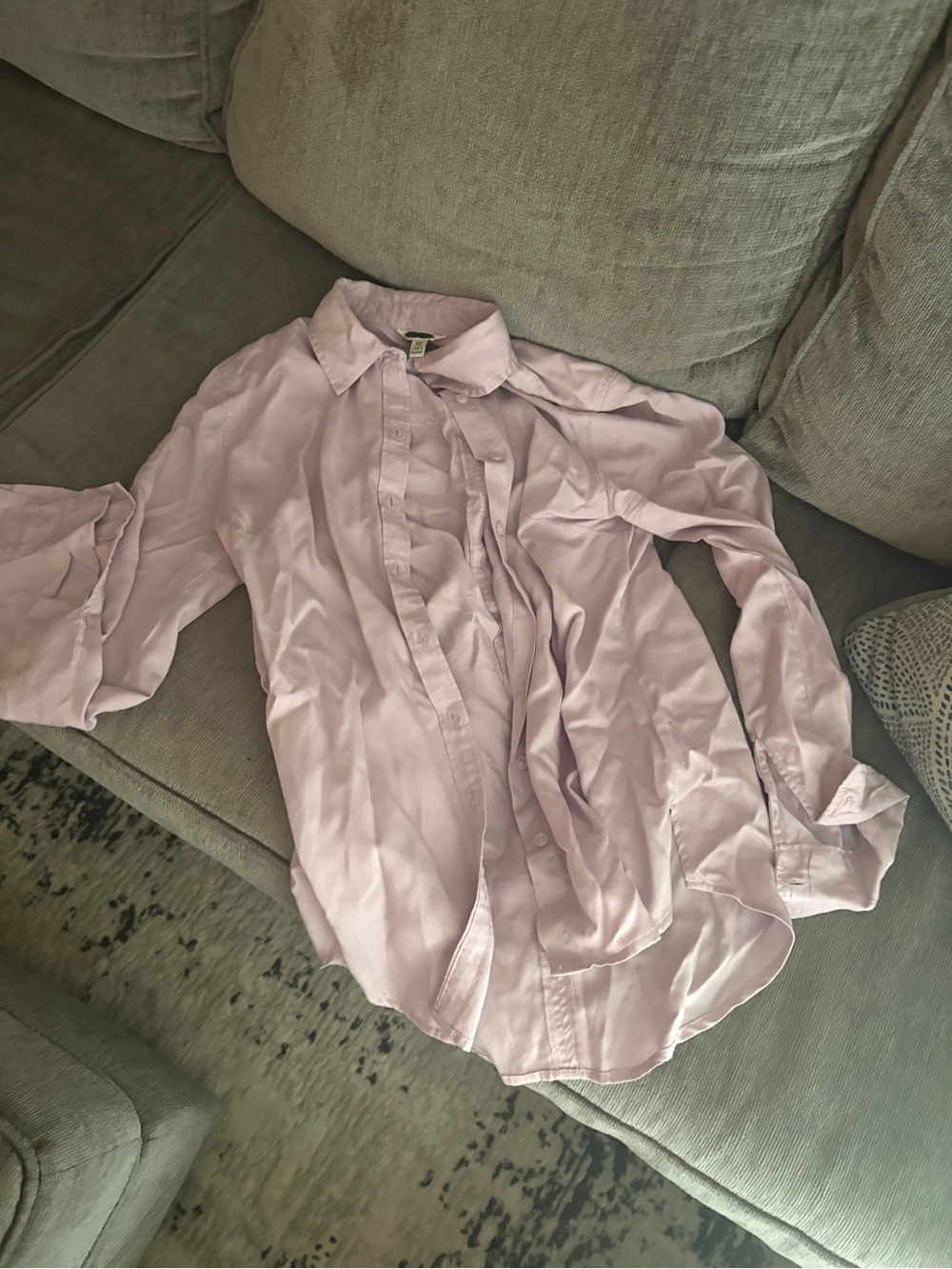 Classic Women's Button-Up Shirt in Light Lavender